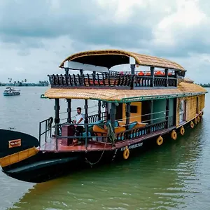 Bateau-hôtel Why Not Houseboat Alappuzha